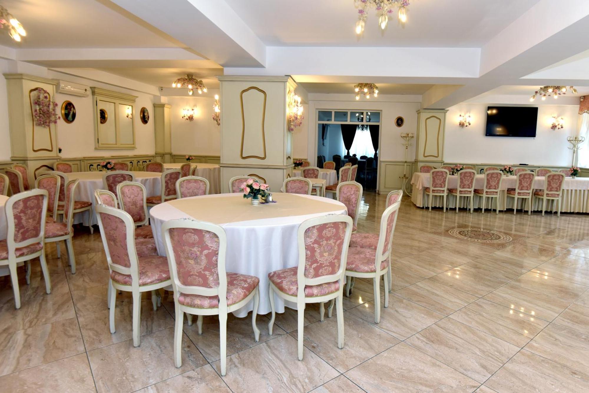 Conac Bavaria Buşteni Exterior foto